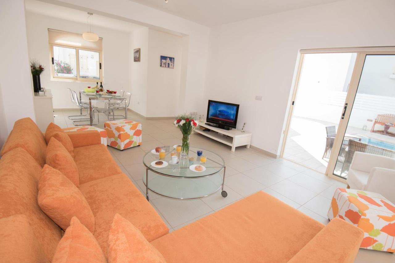 Villa Pomelo Protaras Buitenkant foto