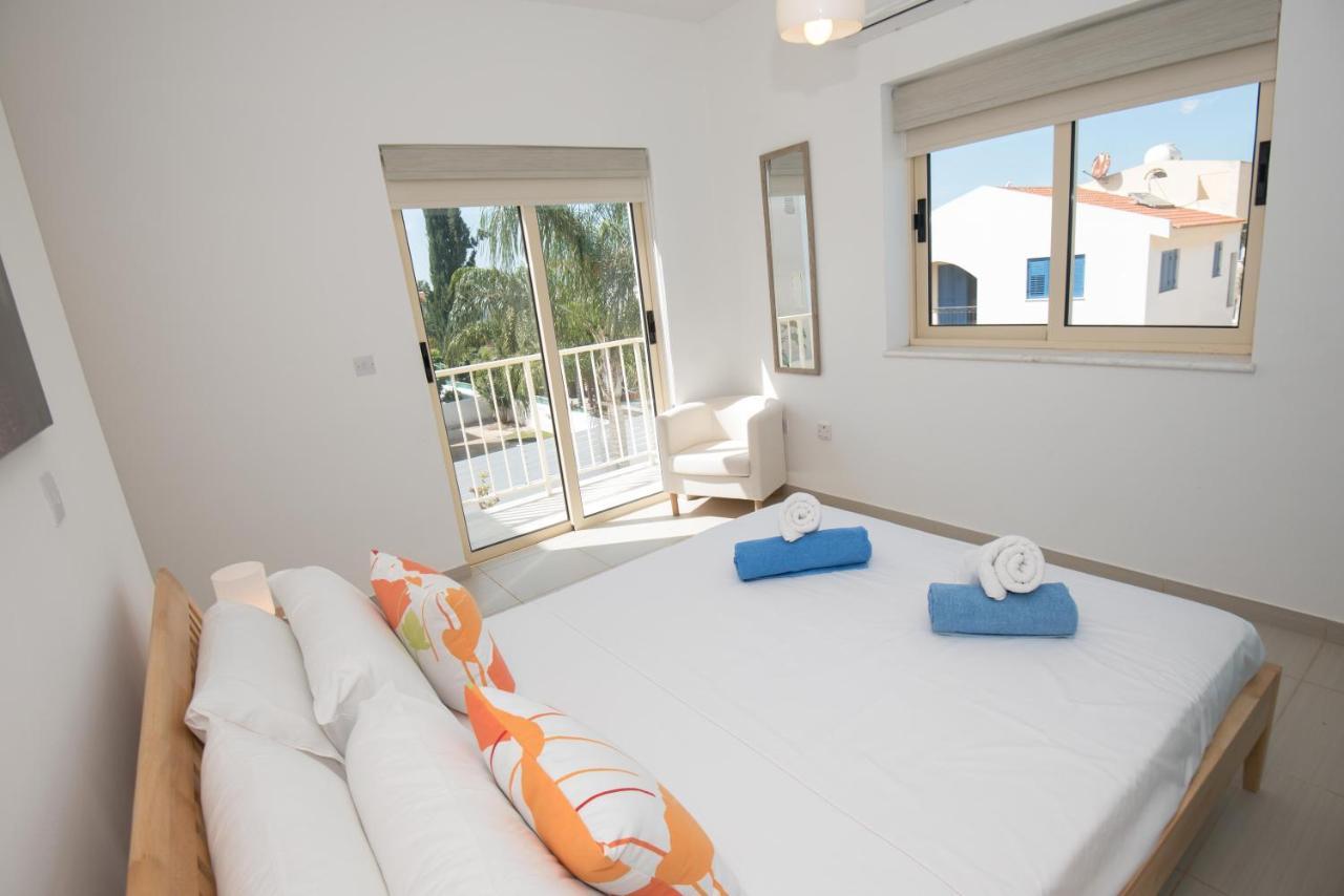 Villa Pomelo Protaras Buitenkant foto