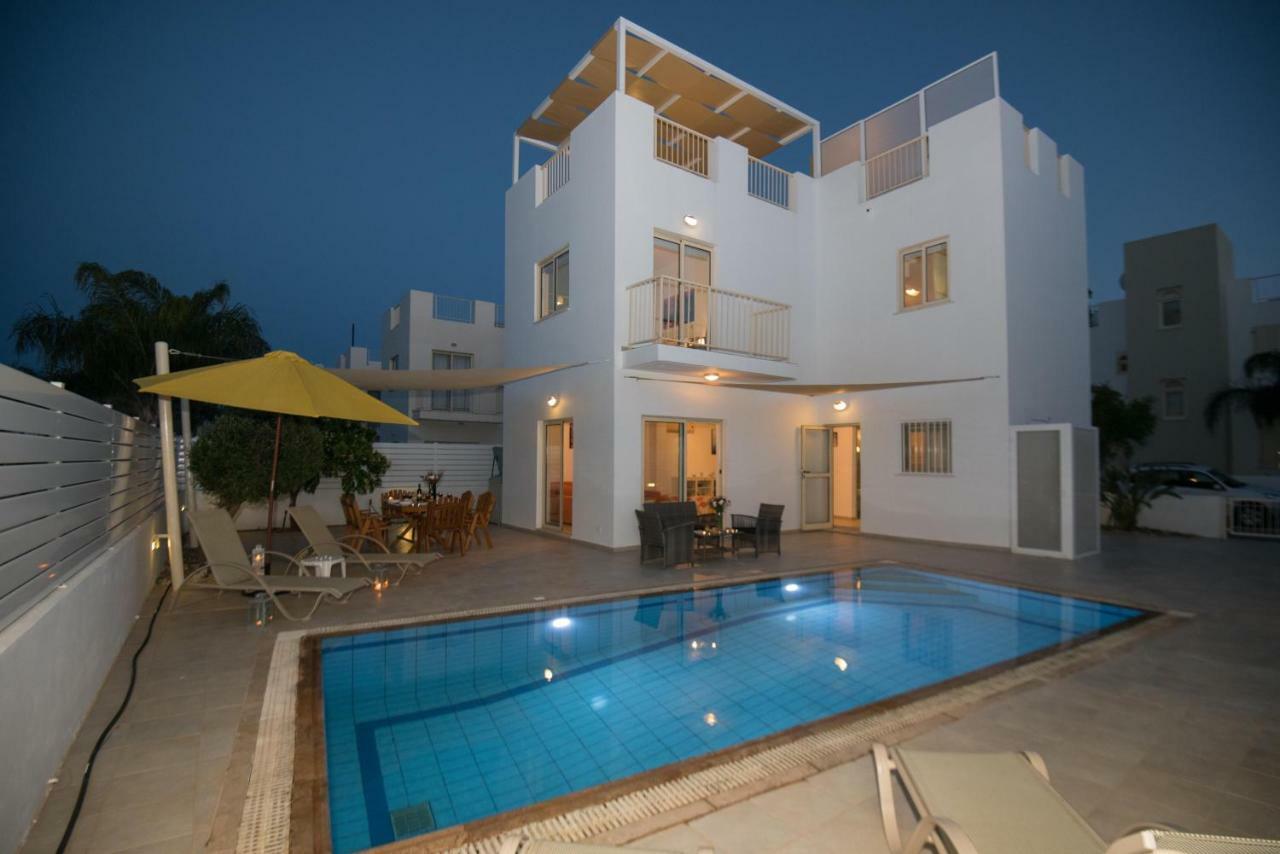 Villa Pomelo Protaras Buitenkant foto