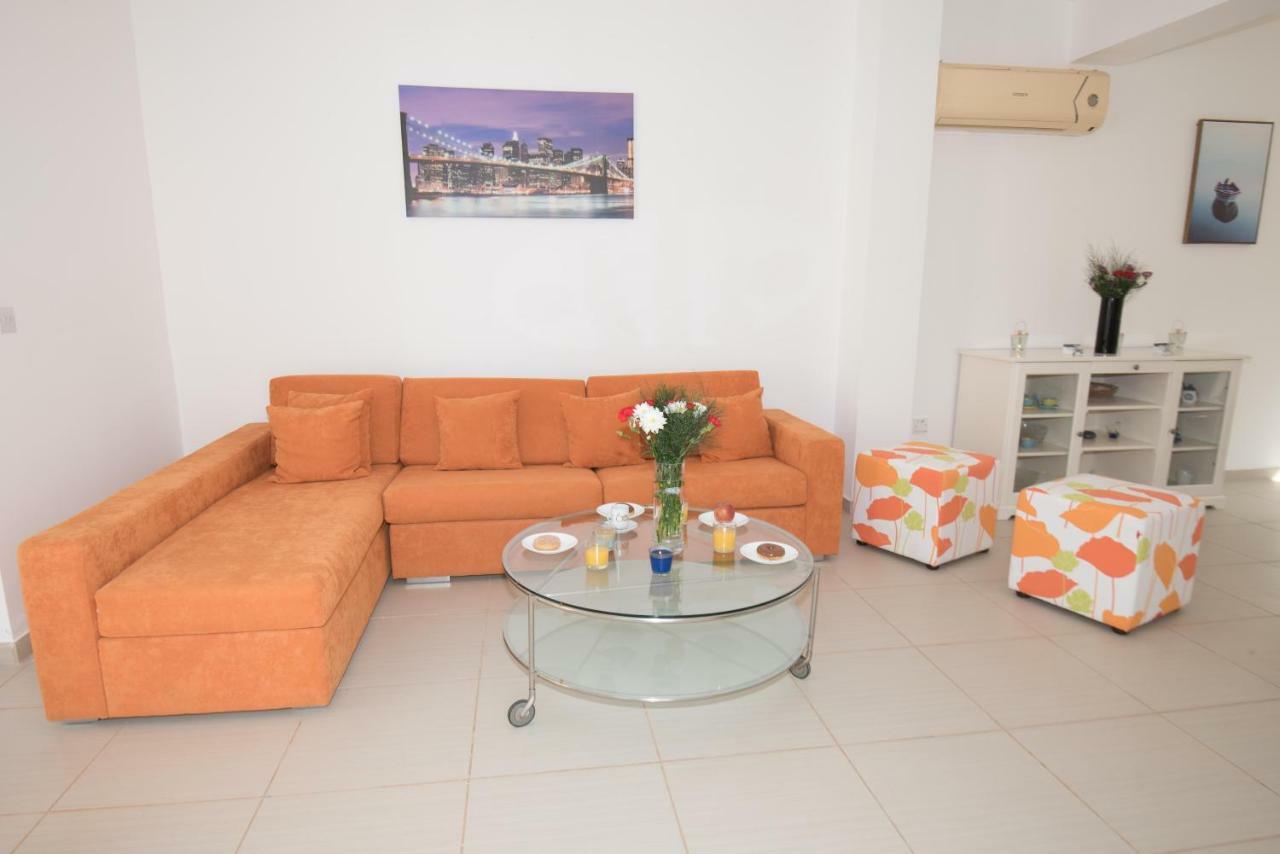 Villa Pomelo Protaras Buitenkant foto