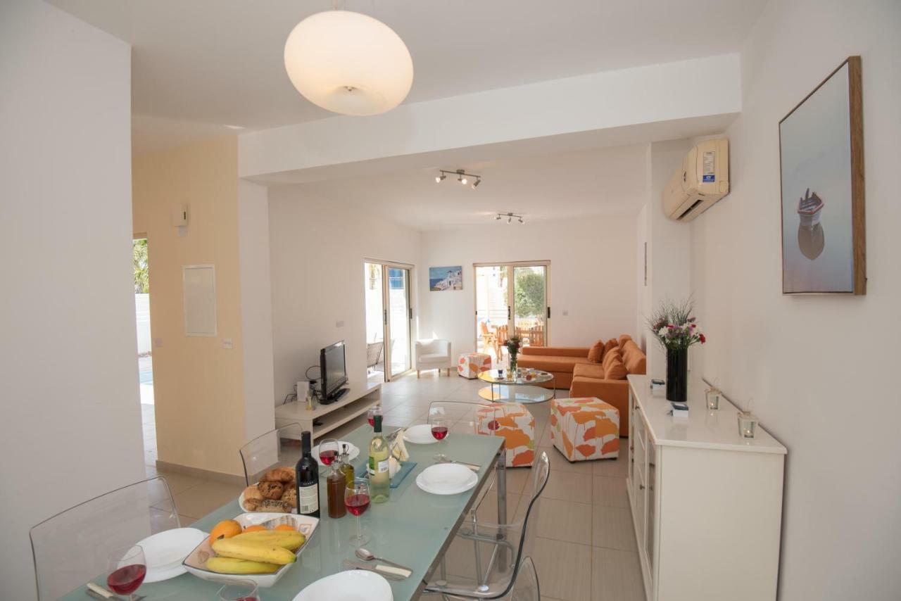 Villa Pomelo Protaras Buitenkant foto