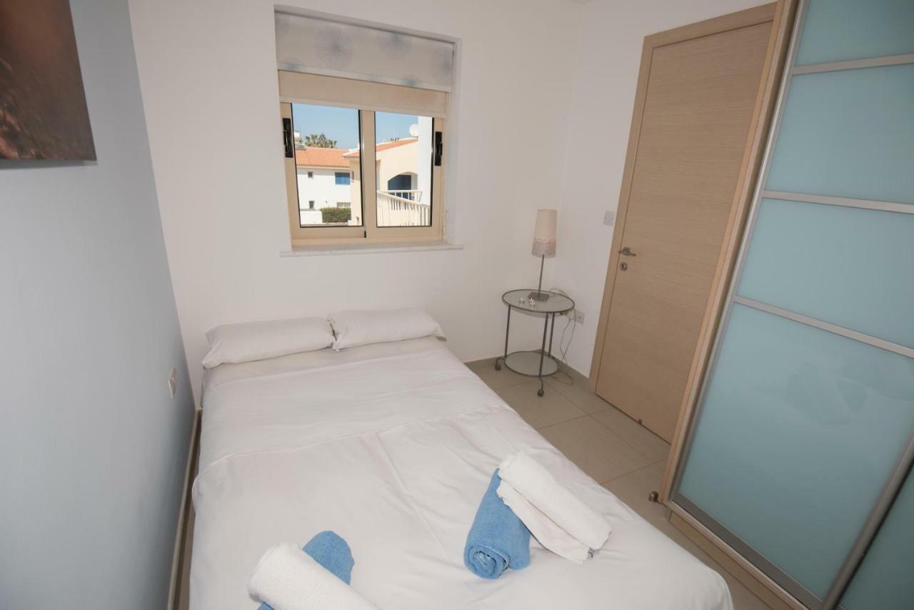 Villa Pomelo Protaras Buitenkant foto